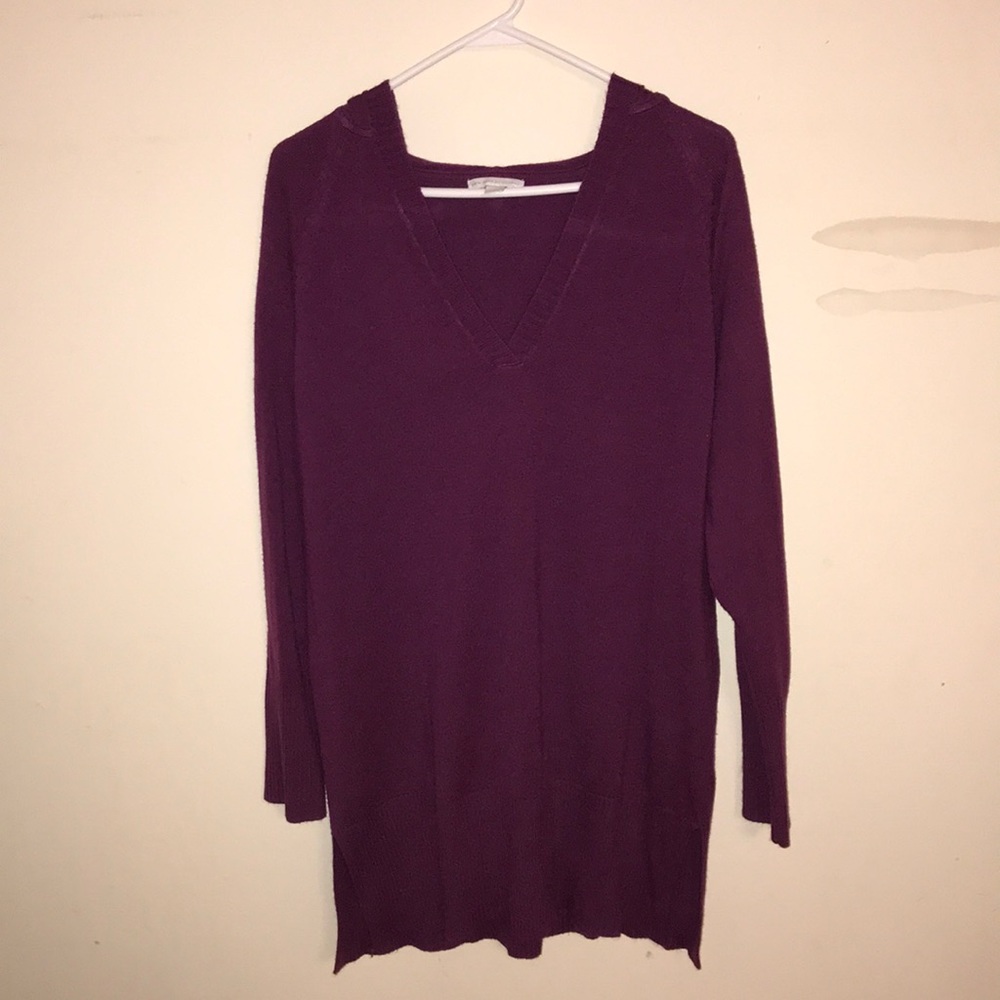 New York & Co lady’s long sleeve sweater